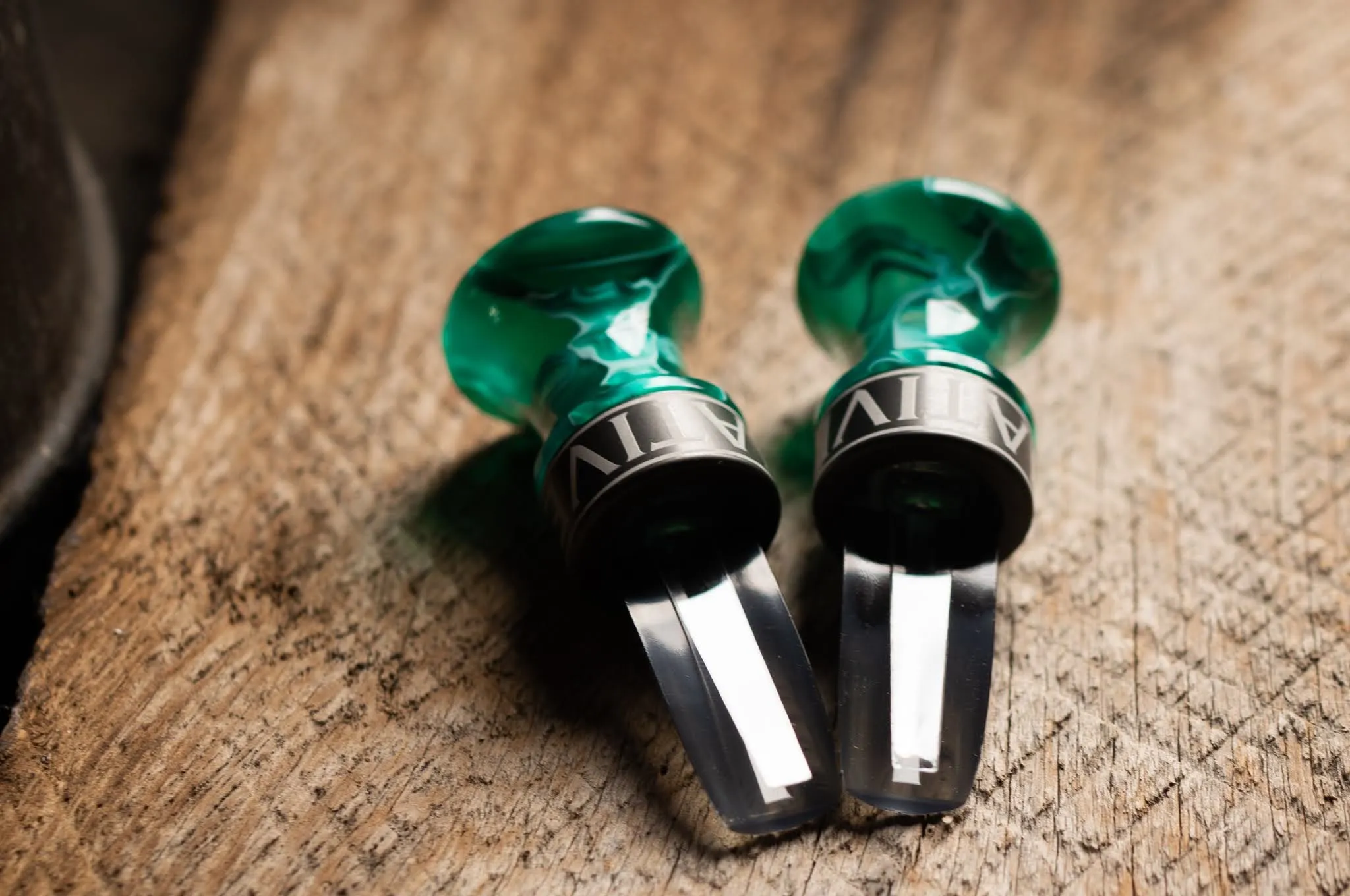 Emerald Green semi-custom w/ engraved logo band