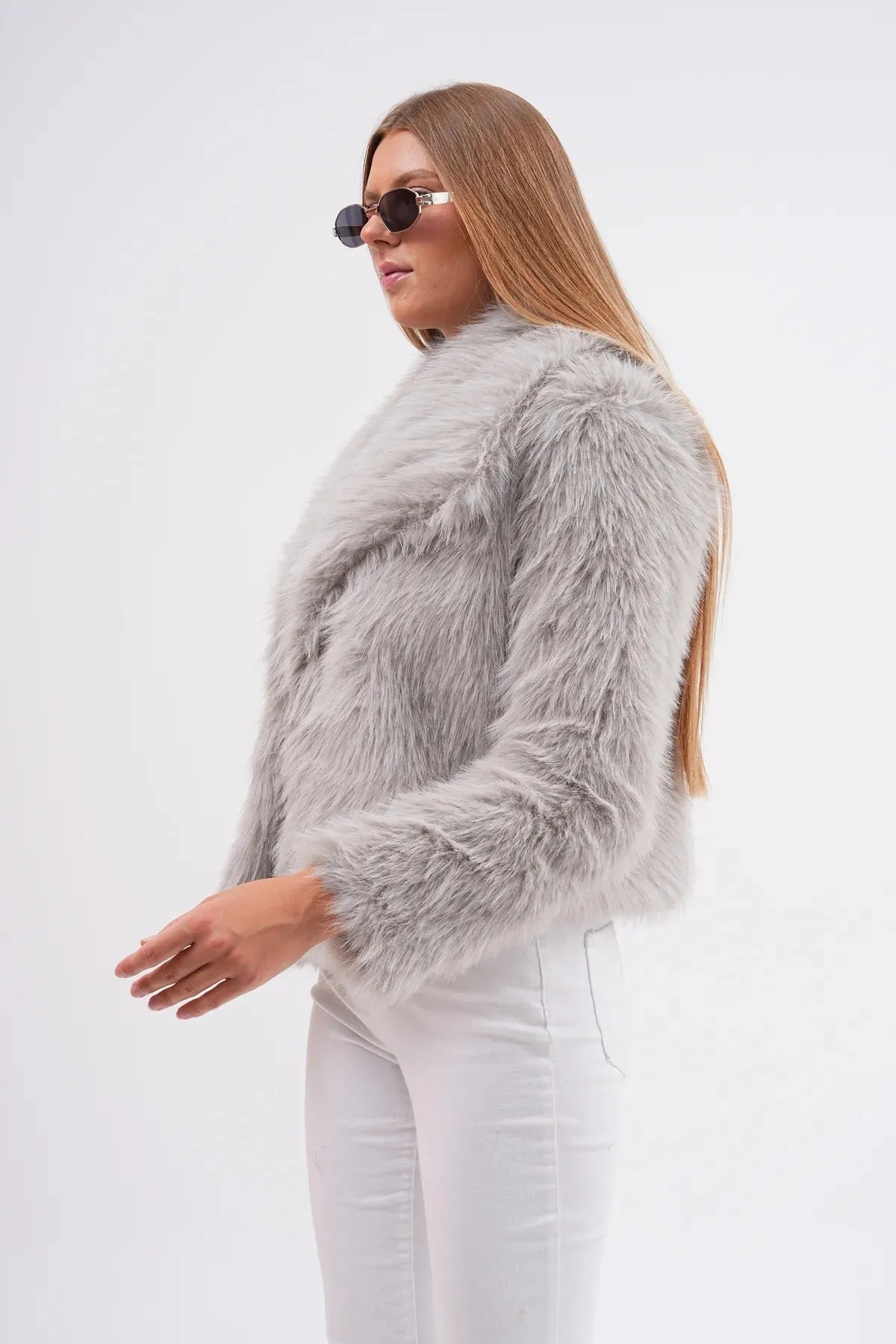 Wide Collar Faux Fur Jacket – Soft Gray